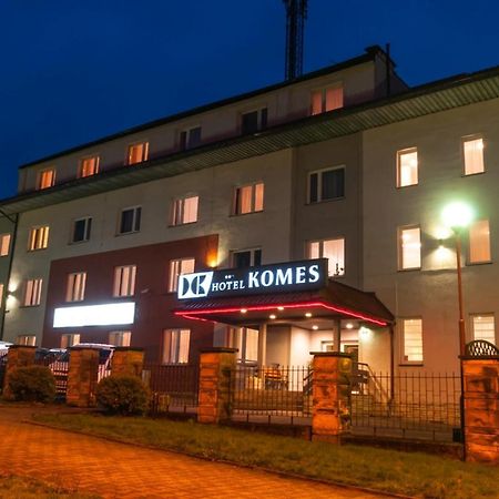 Hotel Komes Skarżysko-Kamienna Exterior foto